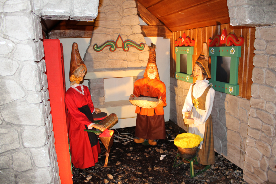 LA GROTTA DI BABBO NATALE